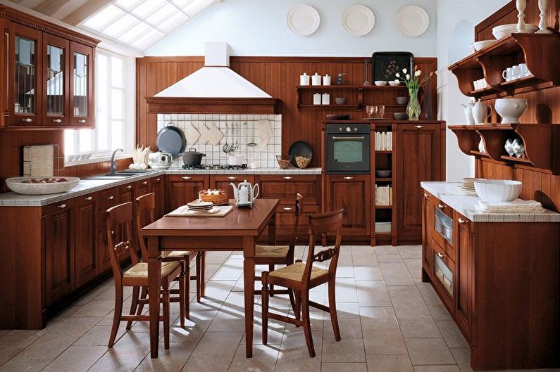 Návrh interiéru hnědé kuchyně - fotografie