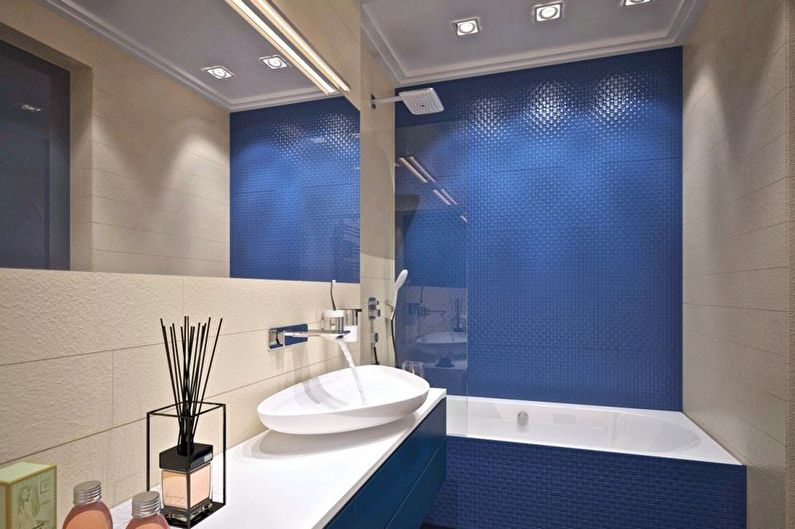 Minimālisma zilā vannas istaba - interjera dizains