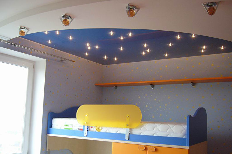 Lažni strop u dječjoj sobi - fotografija