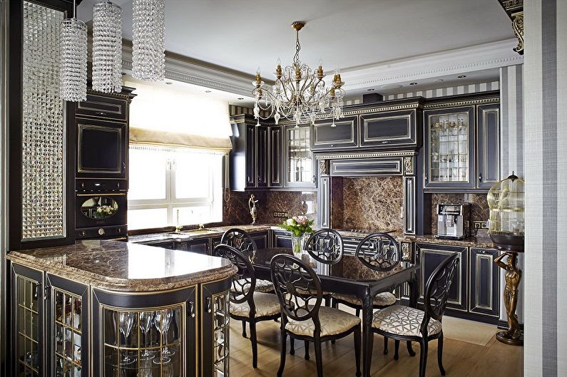 Fekete konyha klasszikus stílusban - belsőépítészet