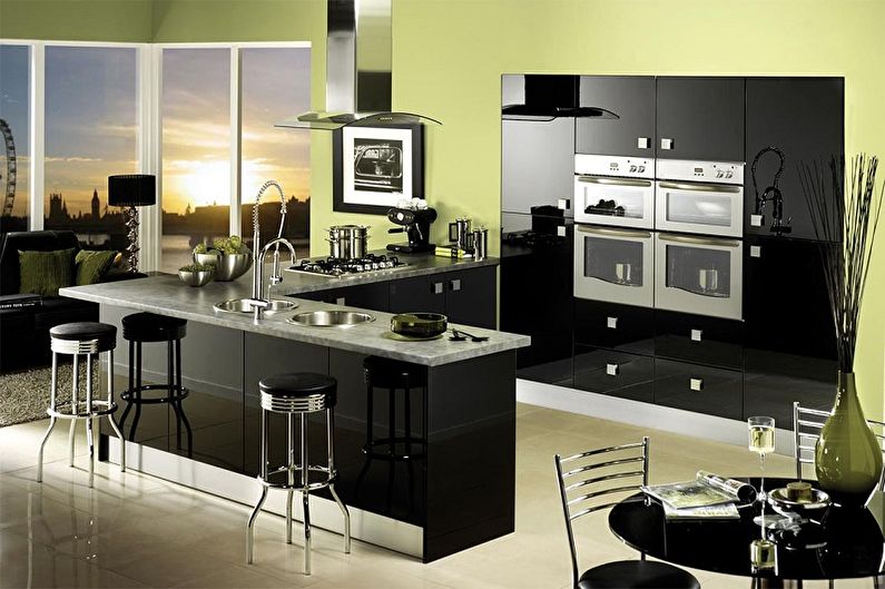 Černá kuchyně - interiérový design foto