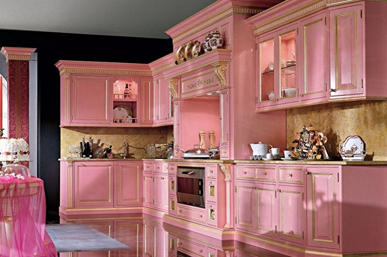 Różowa kuchnia w stylu prowansalskim - architektura wnętrz