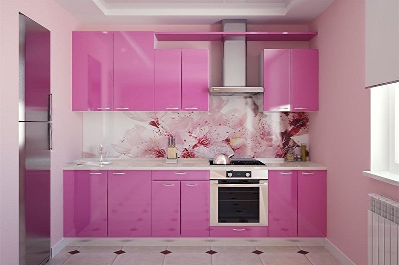 Mažoji rožinė virtuvė - interjero dizainas