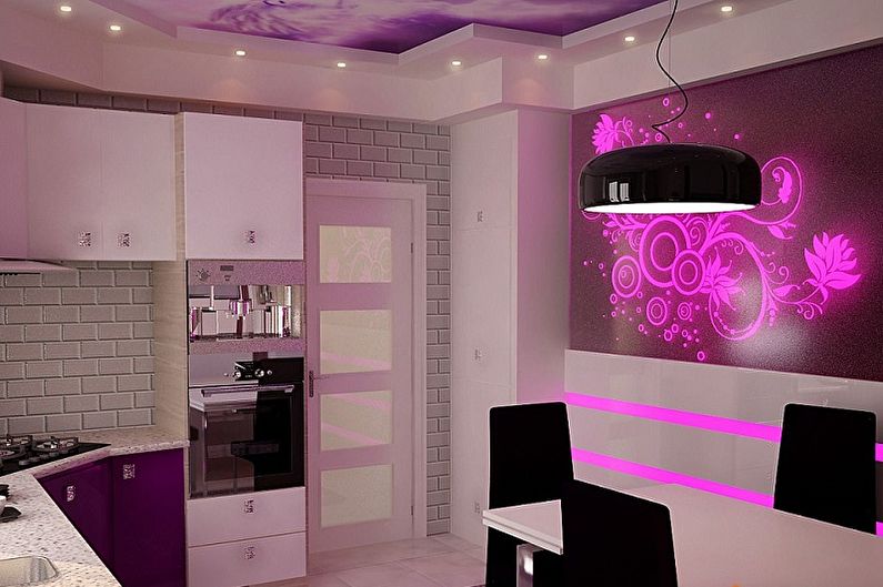 Rožinė virtuvė - interjero dizaino nuotrauka