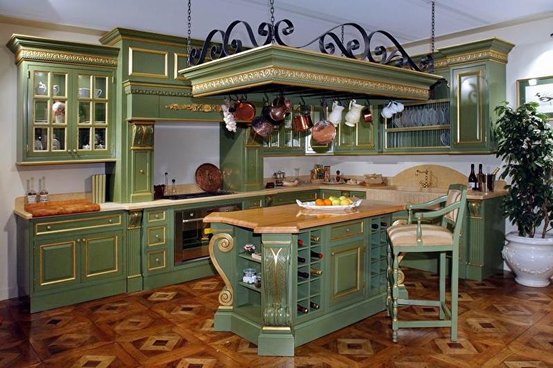 Klasiskā zaļā virtuve - interjera dizains
