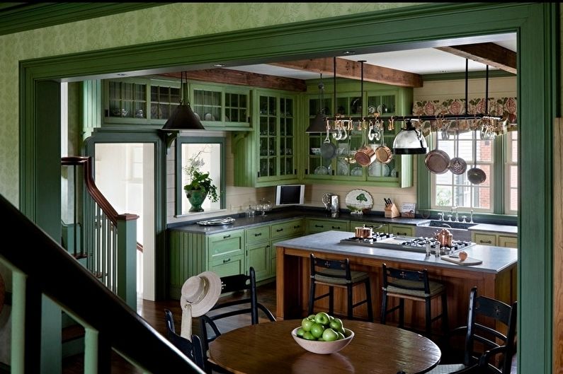 Зелена кухня в кънтри стил - интериорен дизайн