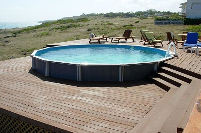 Rámový bazén pre letnú rezidenciu