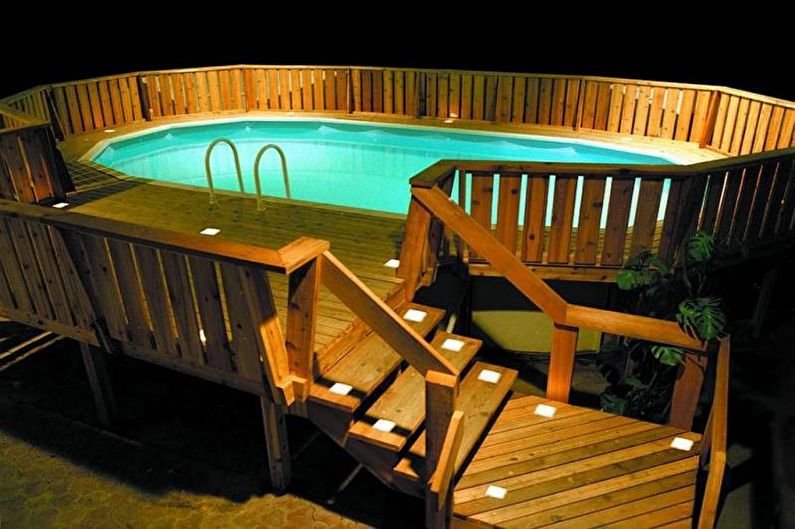 Rámový bazén pre letnú rezidenciu