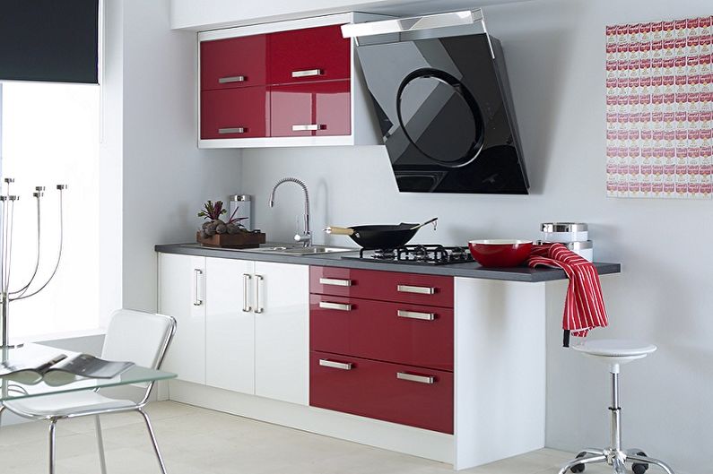 Kuhinjski set za malu kuhinju - fotografija