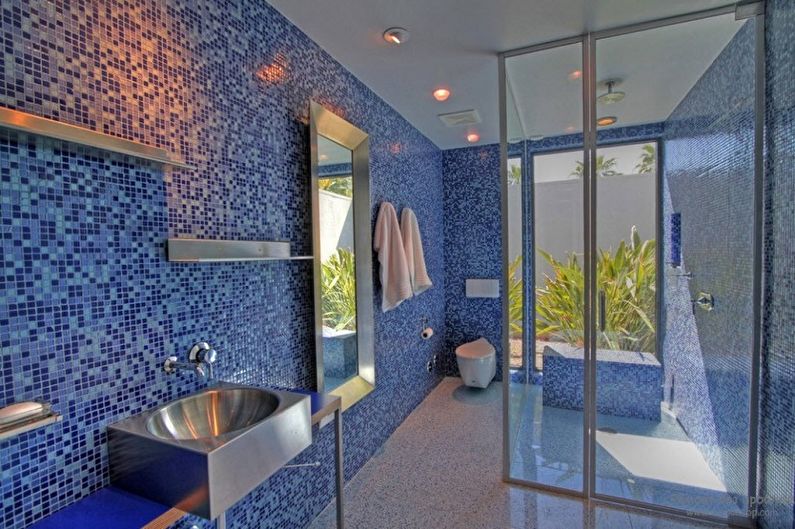 Blå badrumsdesign - väggdekoration