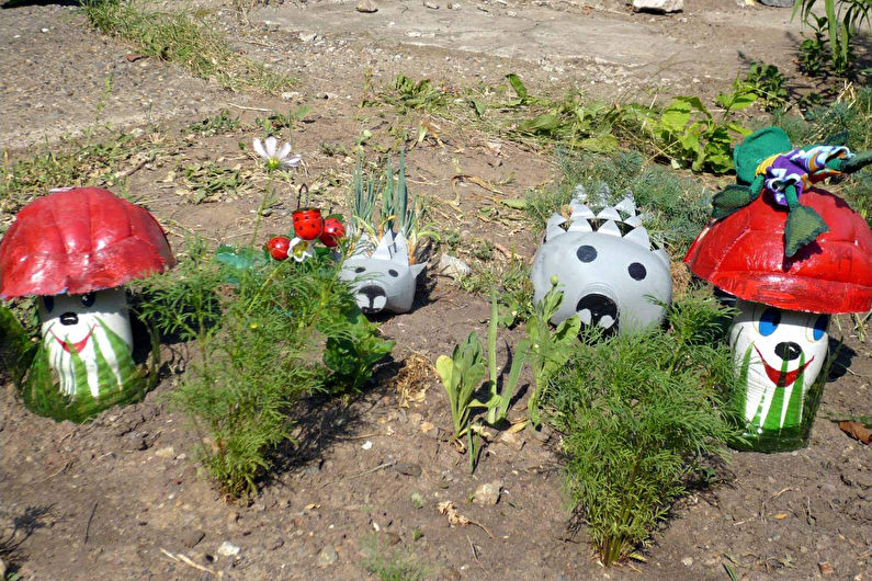 DIY dekoracje ogrodowe z plastikowych butelek