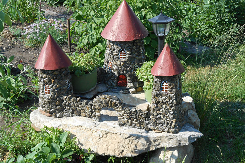 Kamienne dekoracje ogrodowe DIY