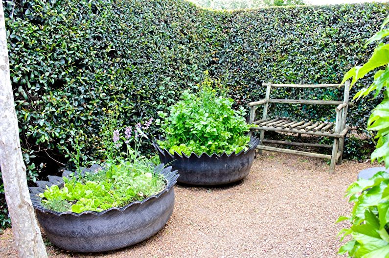 DIY trädgårdsdekorationer från däck