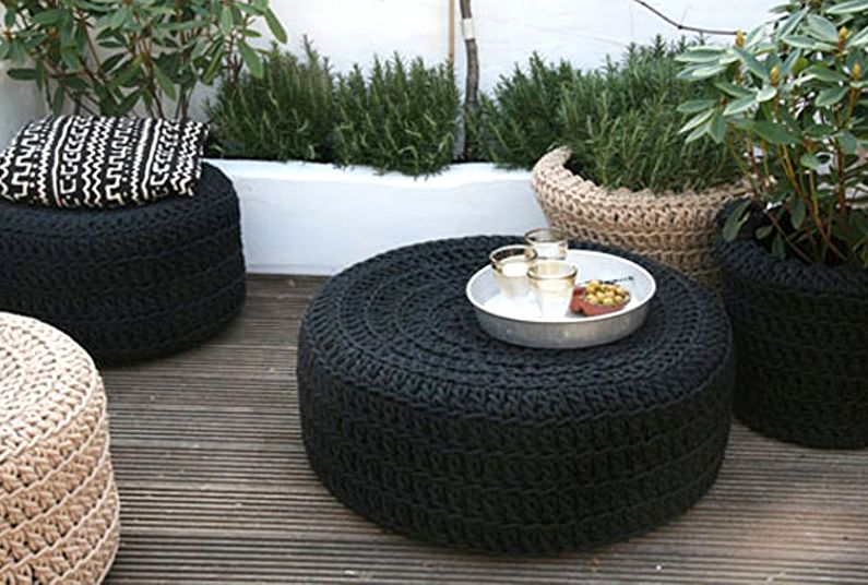 DIY garden decorations from tires