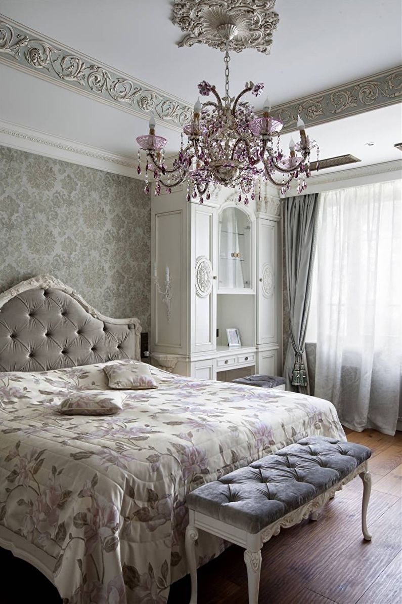 Interjera dizaina guļamistaba klasiskā stilā - foto