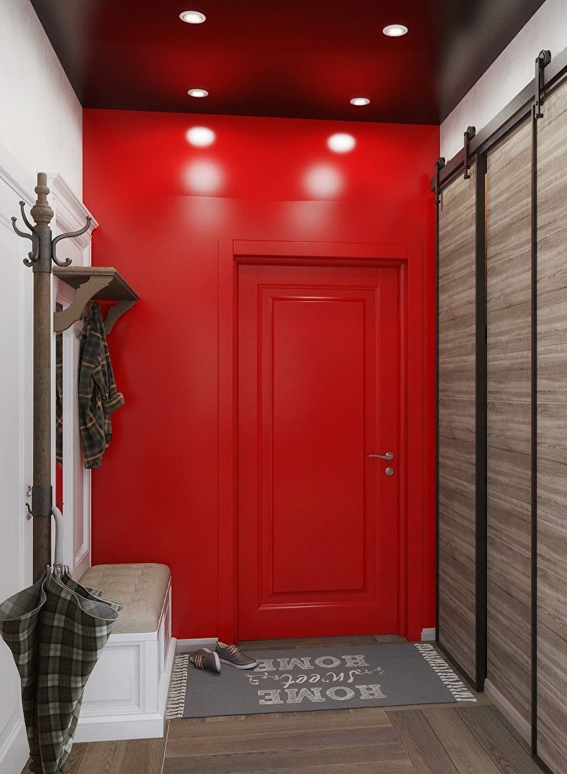 Pasillo rojo en Jruschov - Diseño de interiores