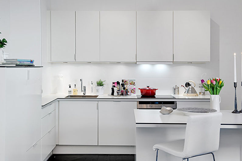 Hvidt køkken - interiørdesign