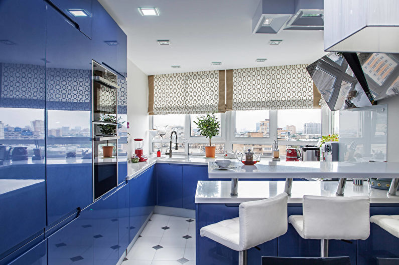 Zila virtuve - interjera dizains