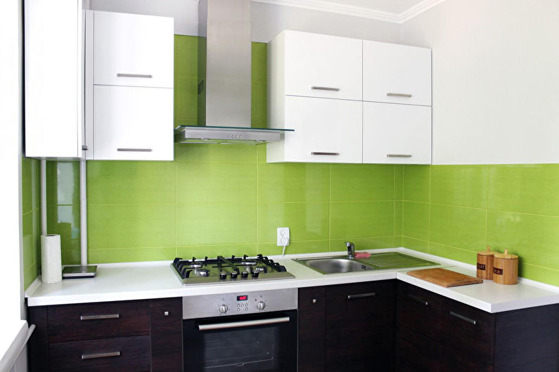 Bucătărie verde - design interior