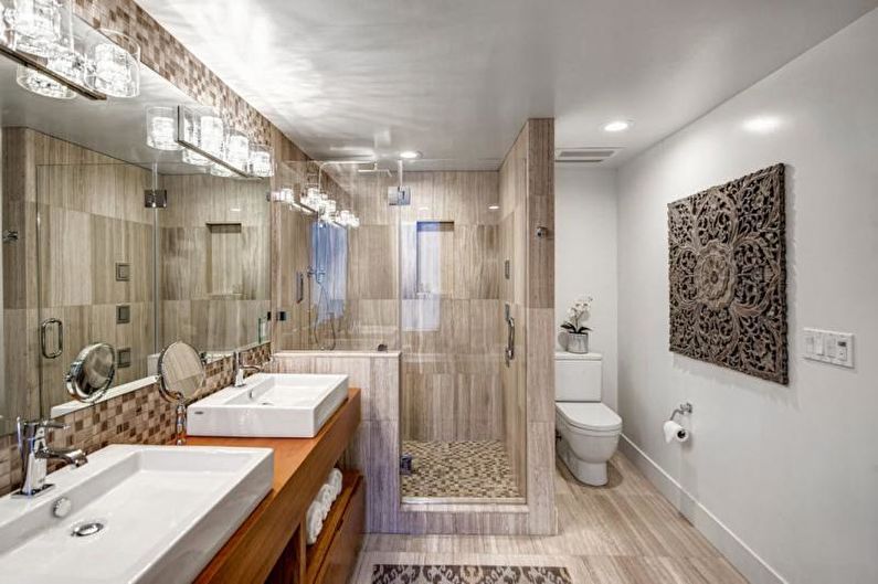 Vannas istabas ar dušu apdare - materiālu apvienojums