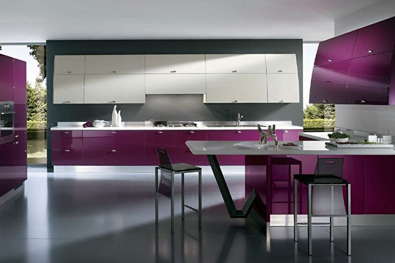 Violeta augsto tehnoloģiju virtuve - interjera dizains