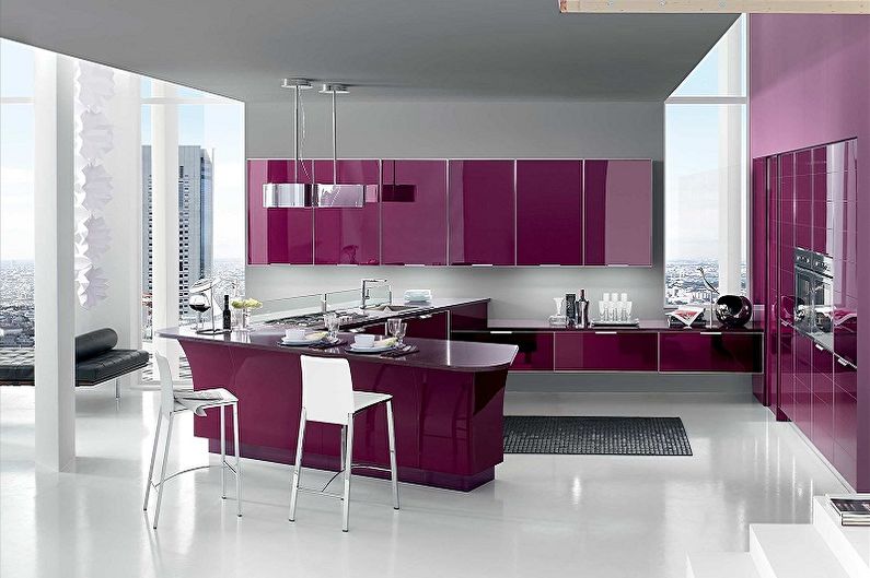 Violetinė Art Nouveau virtuvė - interjero dizainas