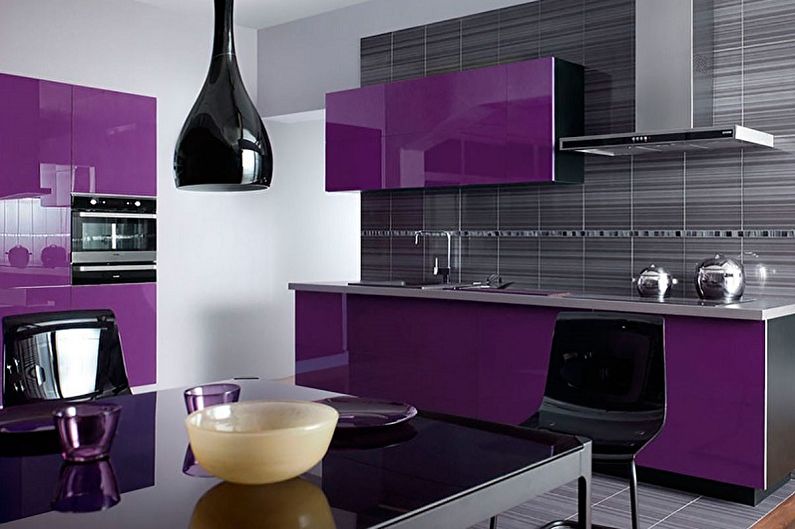 Bucătărie violet - fotografie de design interior