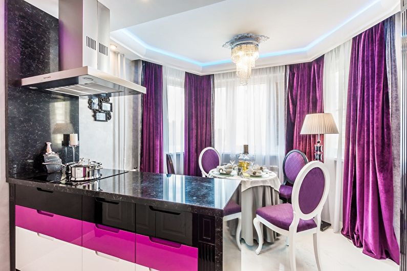 Violetinė virtuvė - interjero dizaino nuotrauka