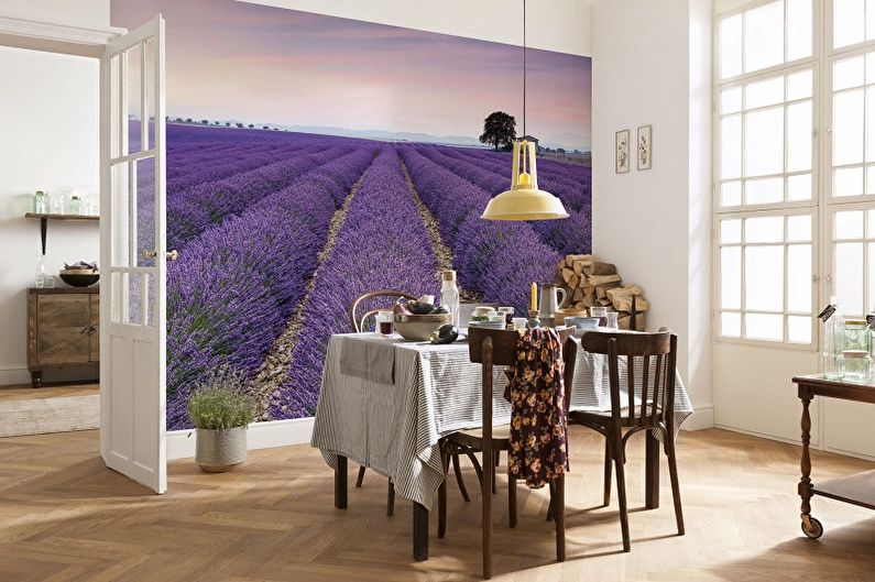 Violetinė virtuvė - interjero dizaino nuotrauka