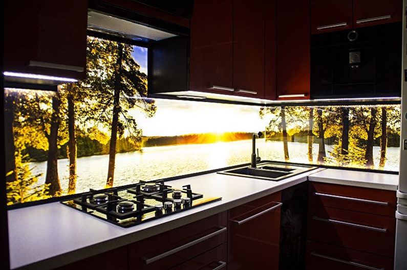 Skinali-design til køkkenet - Skinali med baggrundsbelysning