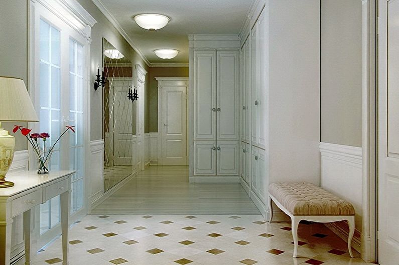 Návrh chodby v bytě - povrchová úprava podlahy