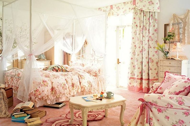 Pepinieră roz în stilul shabby chic - Design interior