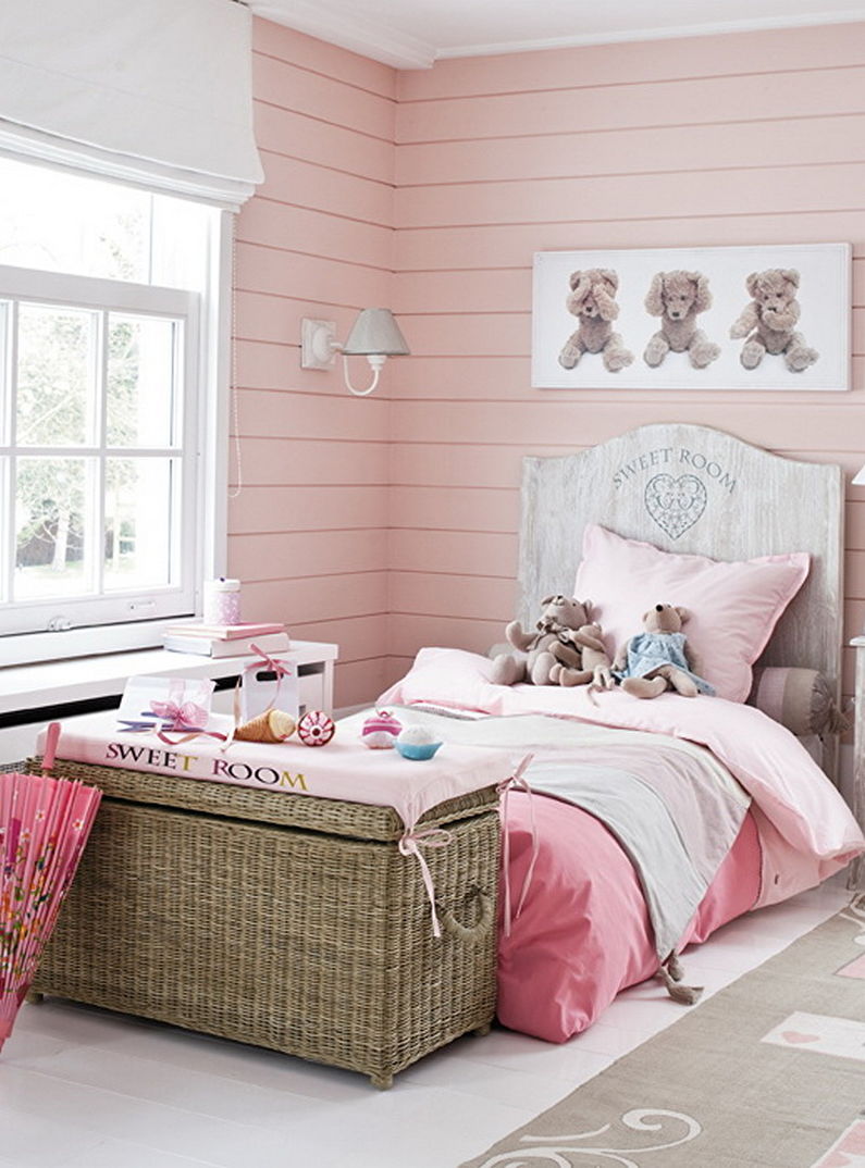 غرفة الأطفال الوردية - صورة التصميم الداخلي