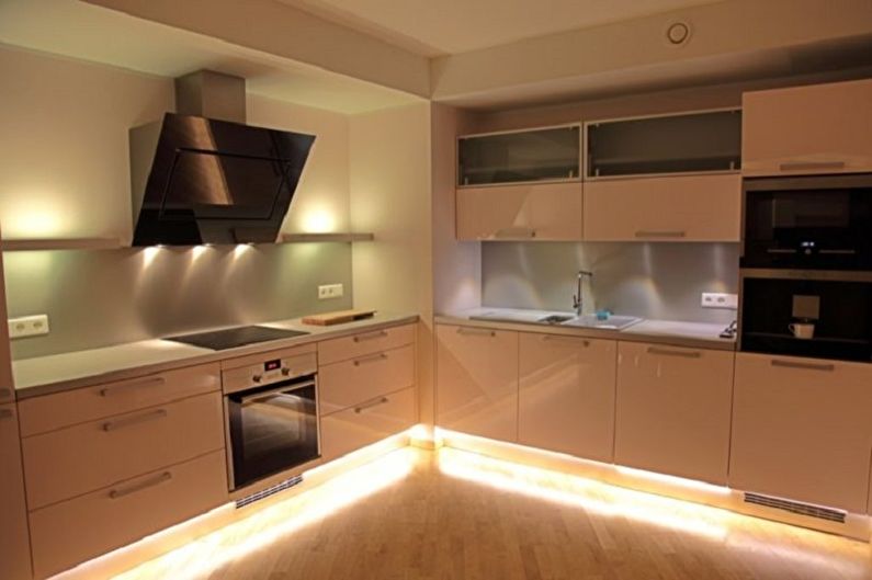 Бежова кухня - снимка за интериорен дизайн