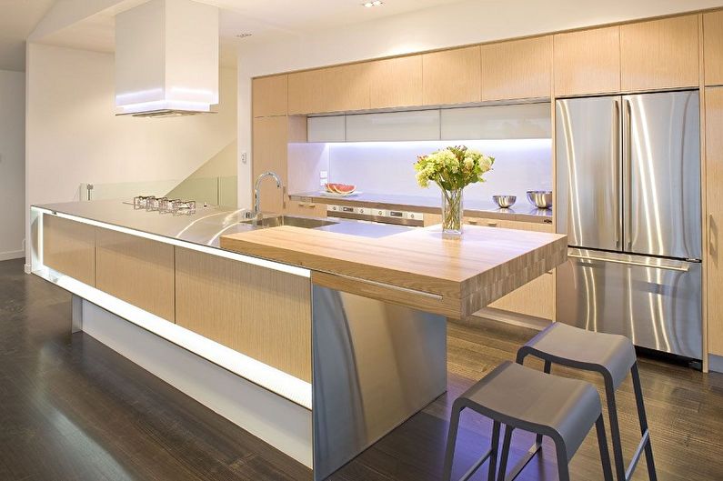 Smėlio spalvos virtuvė - interjero dizaino nuotrauka