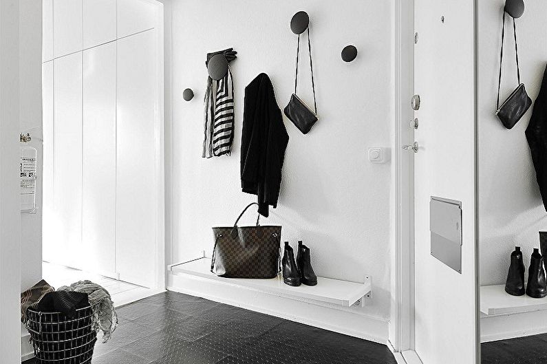 Hol de intrare în stil scandinav negru - Design interior