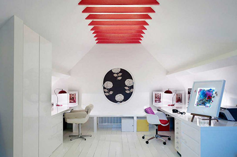 Дизајн ентеријера таванске канцеларије - фотографија