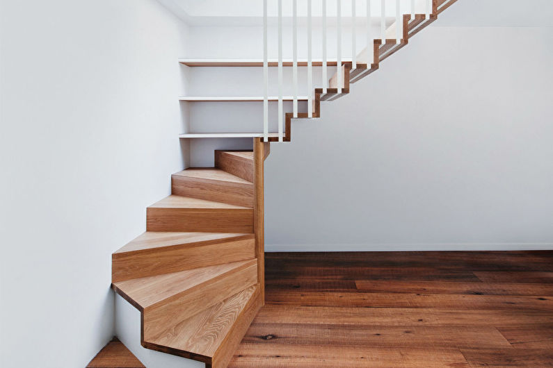 Proiectarea scărilor la etajul doi - fotografie