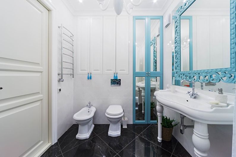 Interiørdesign i klassisk badeværelse - foto