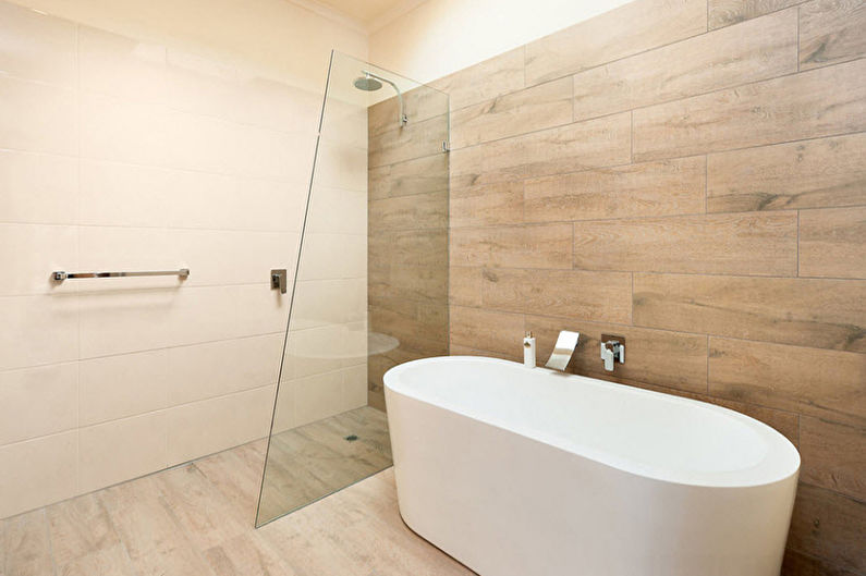 Skandinaviško stiliaus vonios kambario dizainas - santechnika