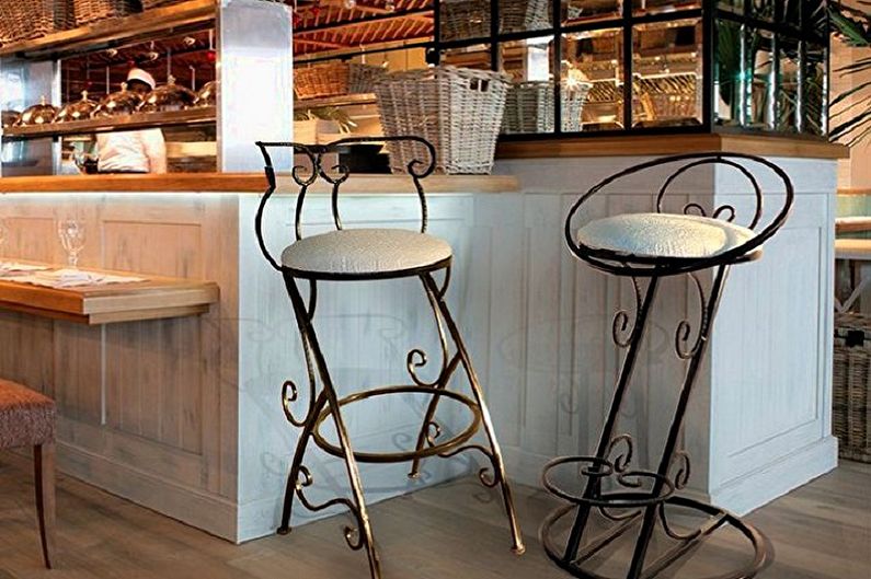 Types of bar stools for the kitchen - In shape