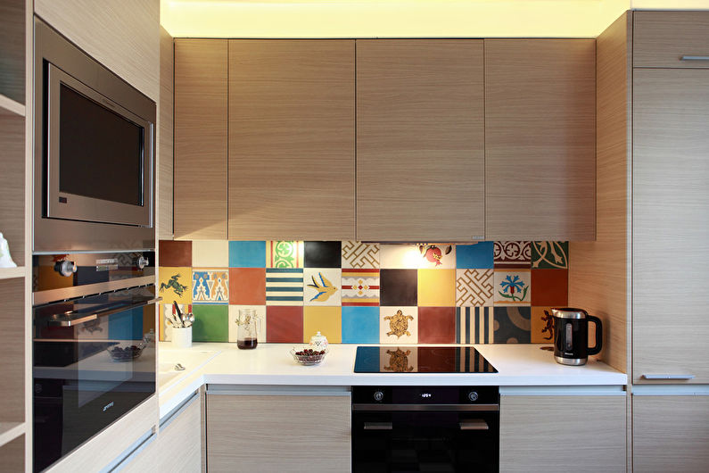 Интериорен дизайн на кухня 7 кв.м. - Снимка