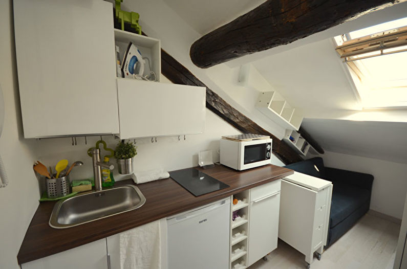 Kitchen interior design 7 sq.m. - Photo