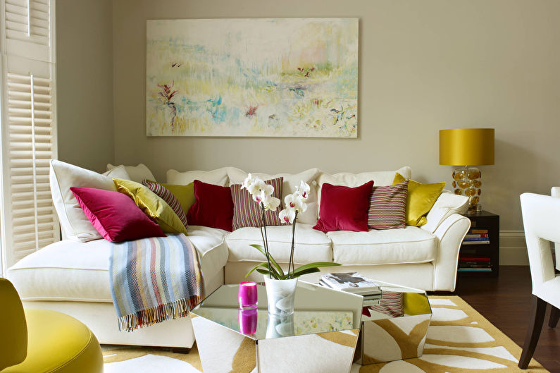 Design obývacího pokoje 15 m² - Výzdoba a osvětlení