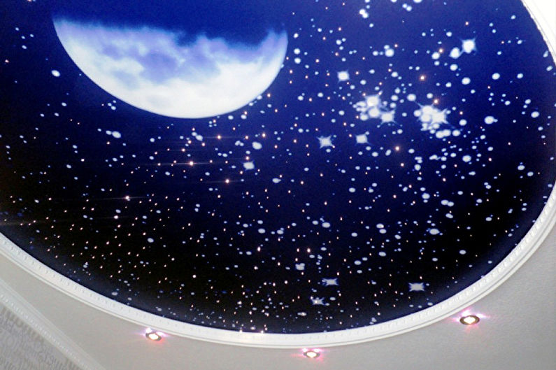 Rastegnuti strop u kupaonici - Zvjezdano nebo