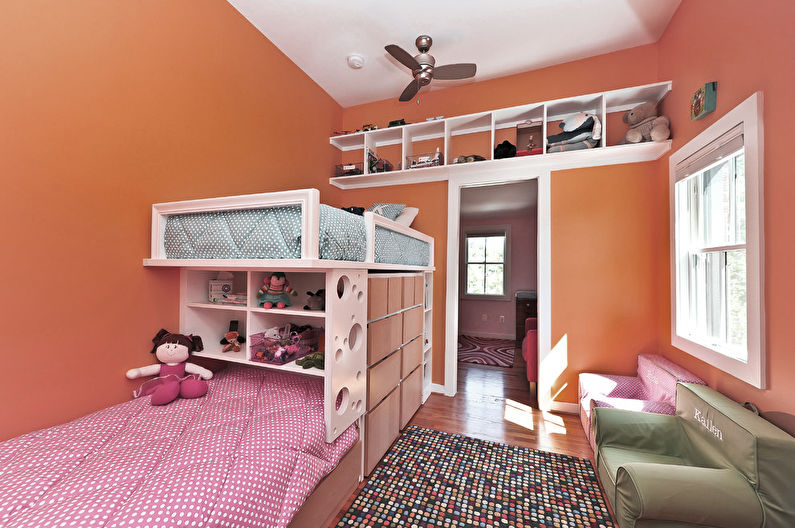 Persiku zieds bērnu istabā - interjera dizains
