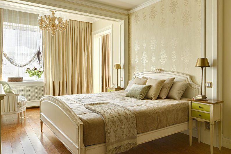 Béžová tapeta v ložnici - interiérový design