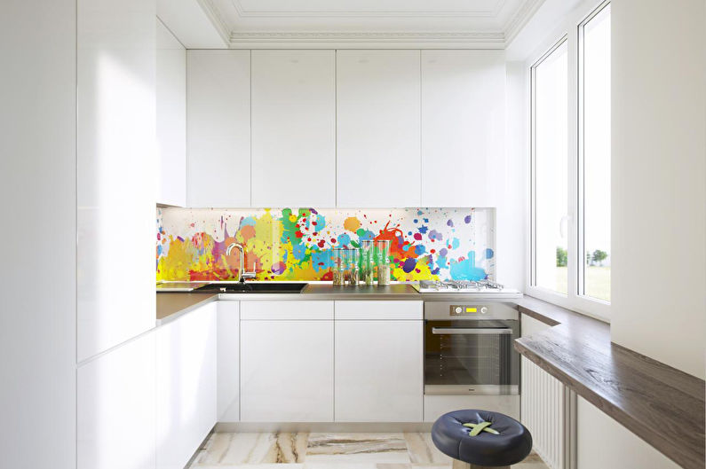 Rohová kuchyně se snídaňovým barem - interiérový design
