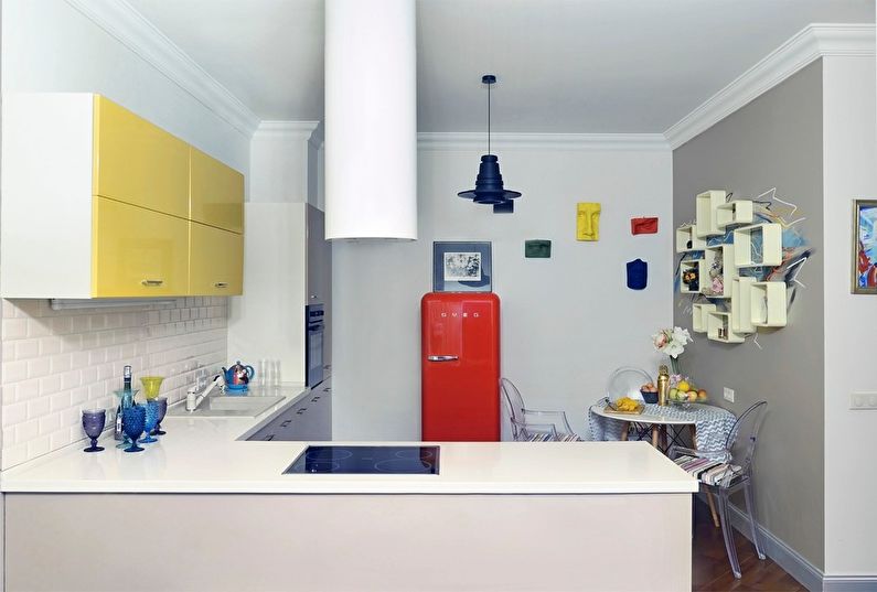 Minimalistická rohová kuchyň - interiérový design