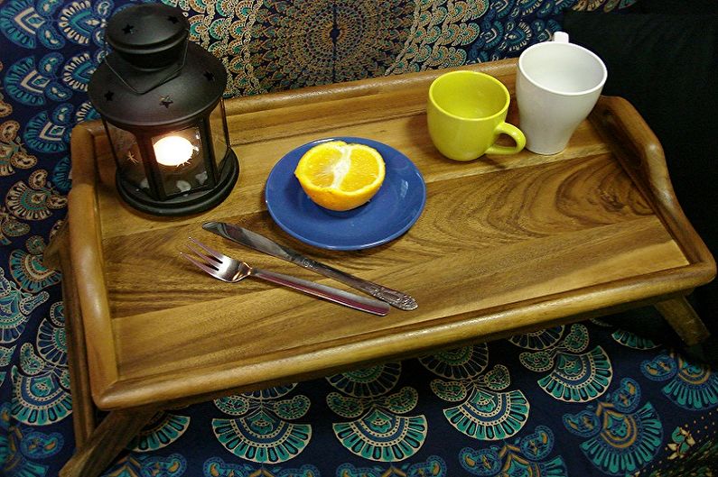 Material för att göra ett frukostbord i sängen - Wood